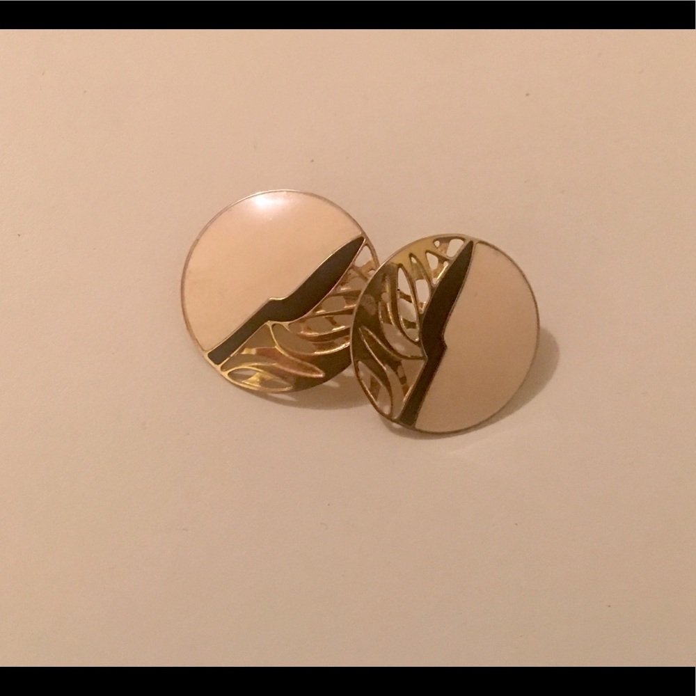 Metal stud earrings